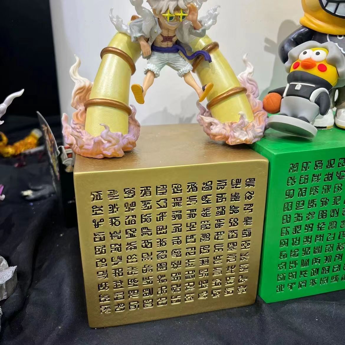 Poneglyph Figure
