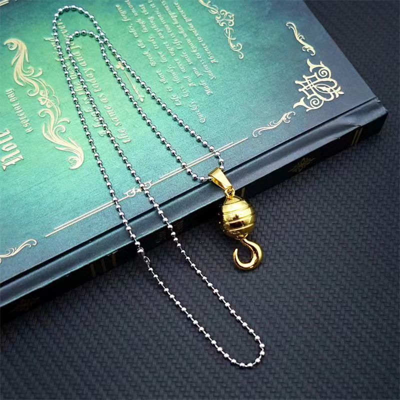 Sir Crocodile,Whitebeard Necklace