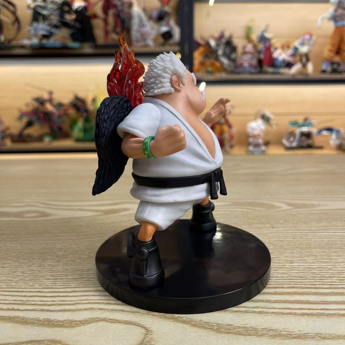 15cm S-Shark Figure