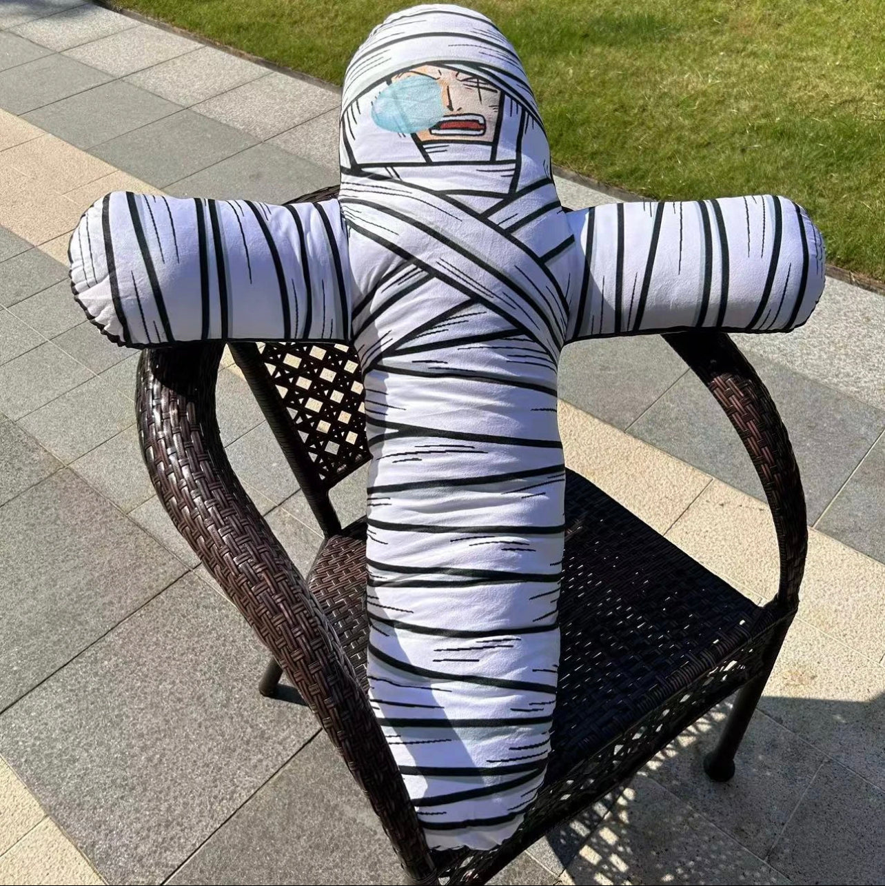 Bandage Zoro Throw Pillow Bearlovesonepiece