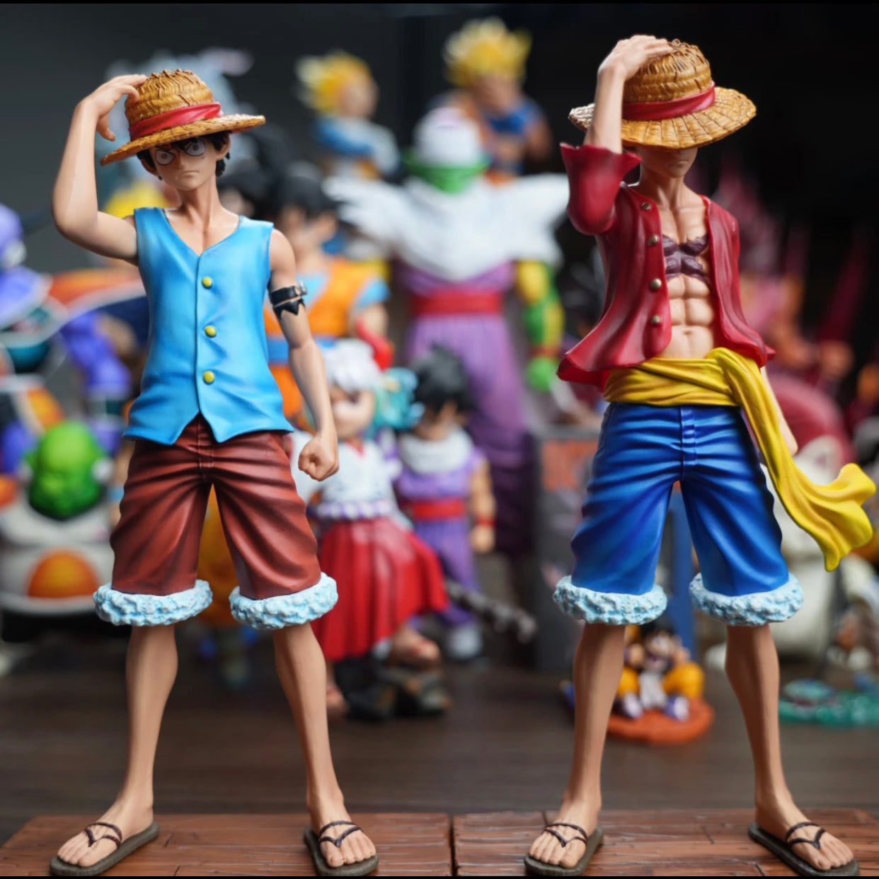 22cm Two Color Standing Straw Hat Luffy Figure