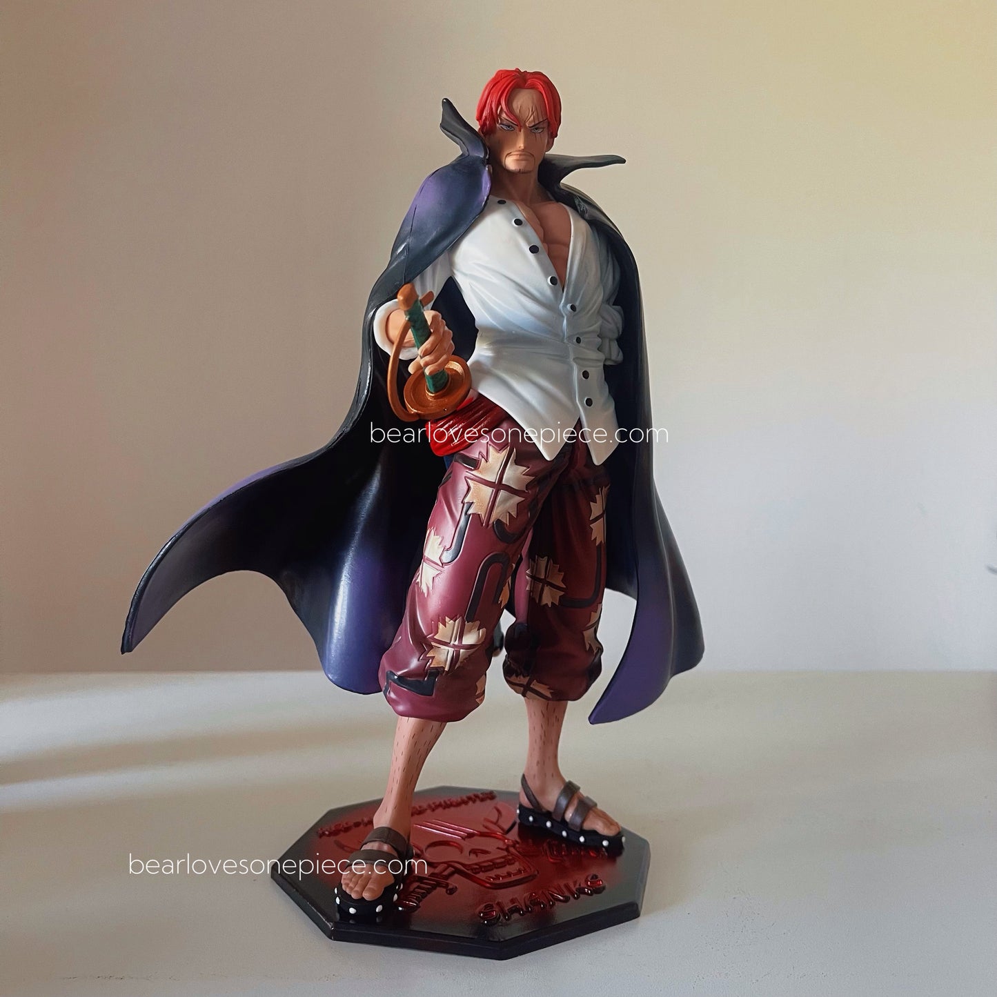 24m Yonko Red-Haired Shanks Figure